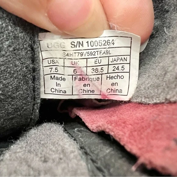 UGG Kesey waterproof black leather grey wool lined winter ankle snow boots 7.5 - Picture 13 of 13